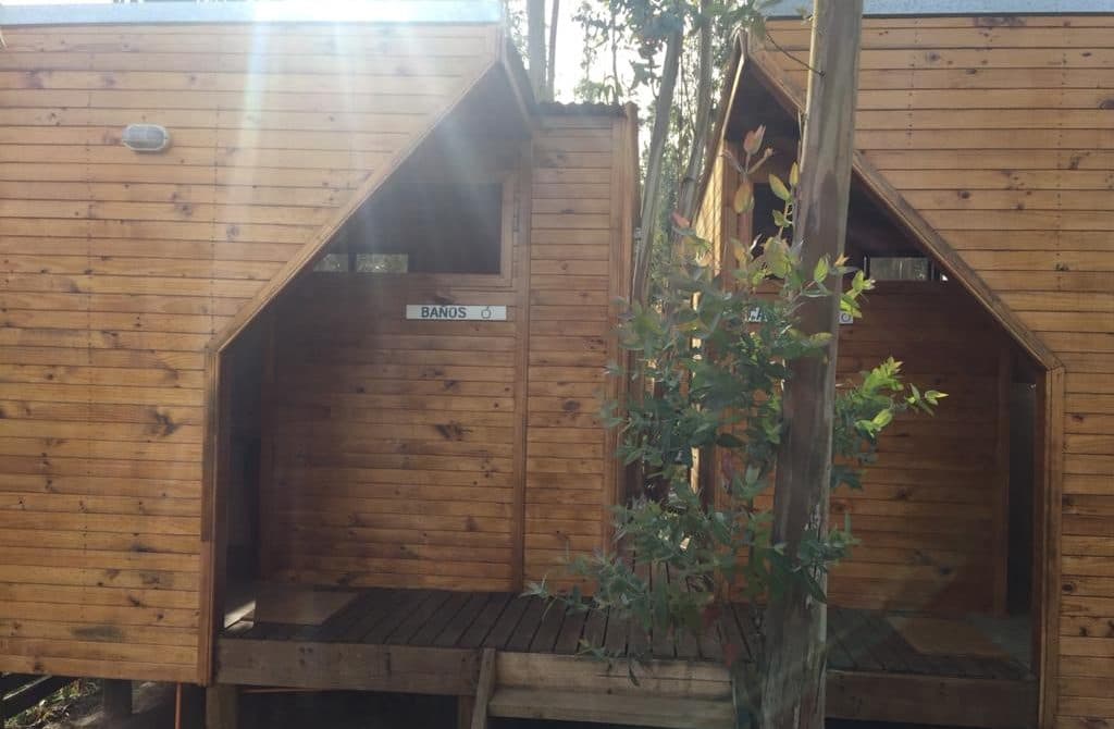 Baños y camarines de Bosques de San José